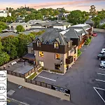 Knights Inn
